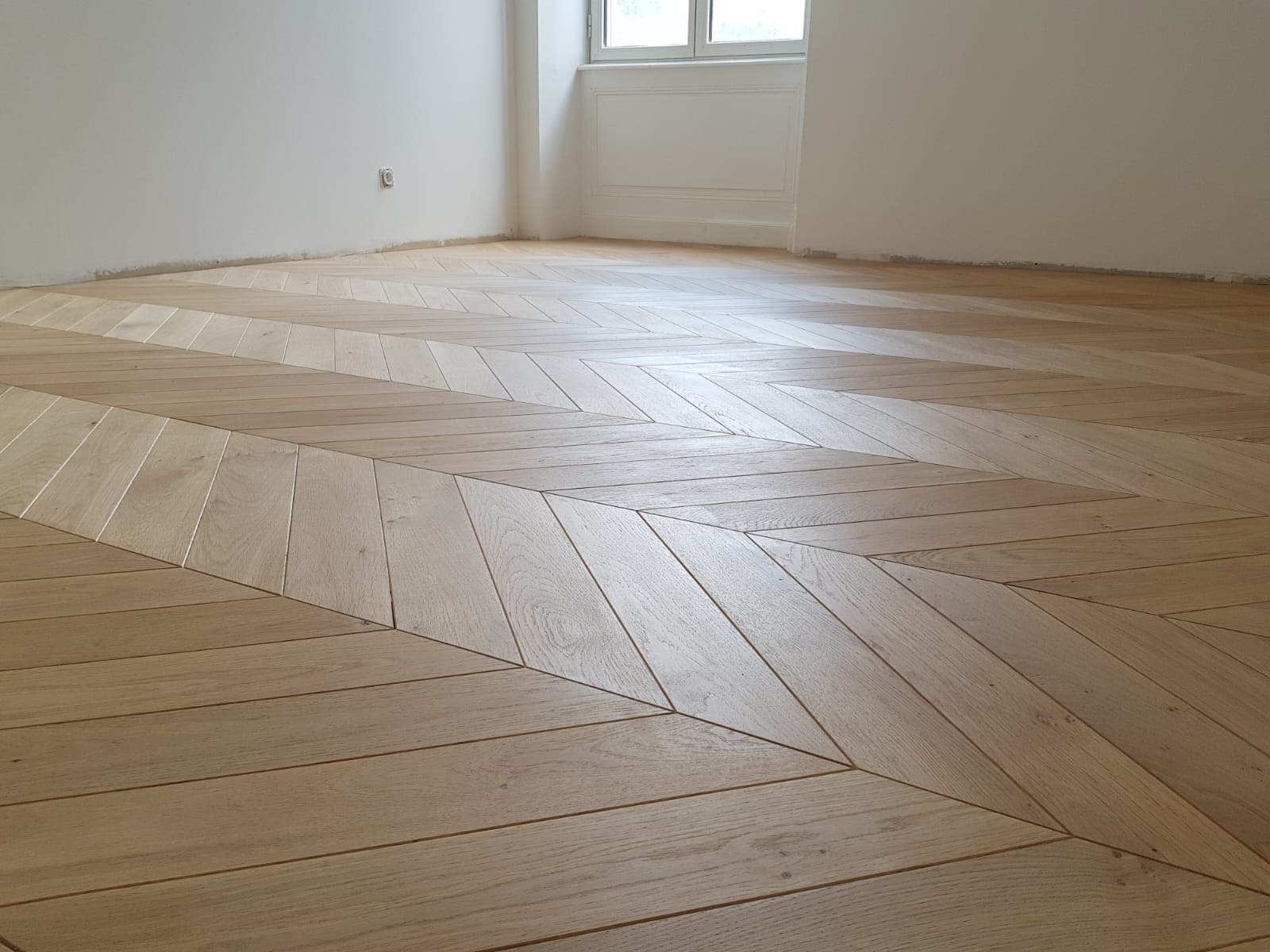 Salon - Pose parquet pointe de Hongrie